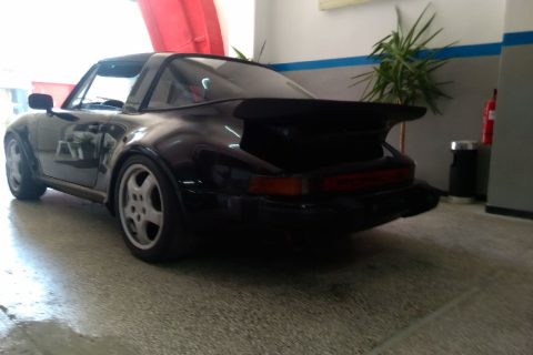 ΦΑΝΟΠΟΙΙΟ PORSCHE ΣΤΟ ΠΕΡΙΣΤΕΡΙ